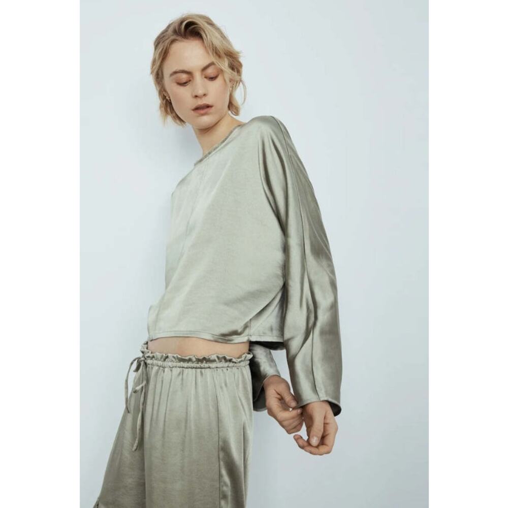 MELISSA NEPTON Tenesi gray loungewear long sleeve shint satin top